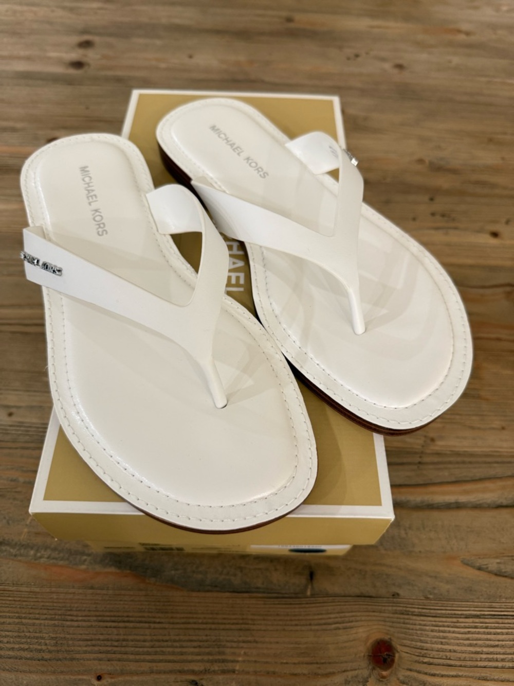 MICHAEL Michael Kors Koko Flip Flops/Sandals, White Leather, New In Box